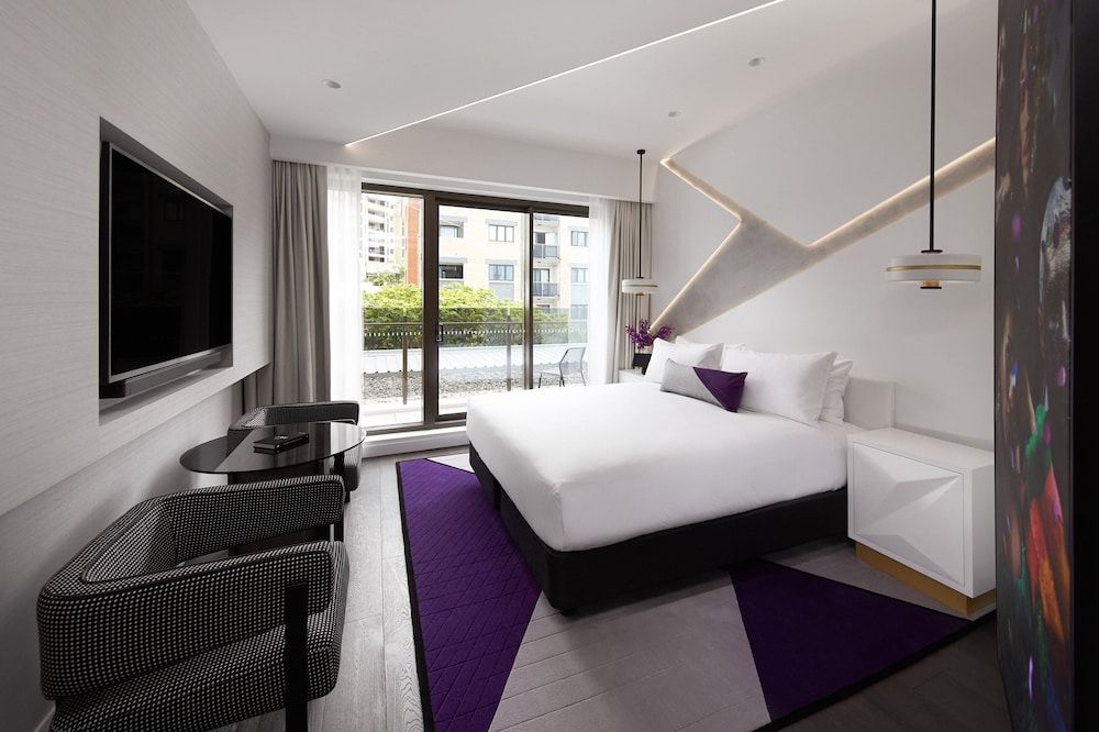 Standard Room, 1 King Bed, Balcony