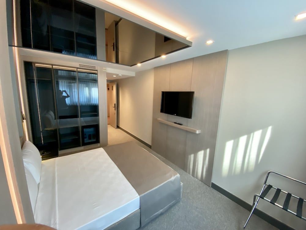 Triada Hotel Karakoy Superior Double Room, Annex Building 3