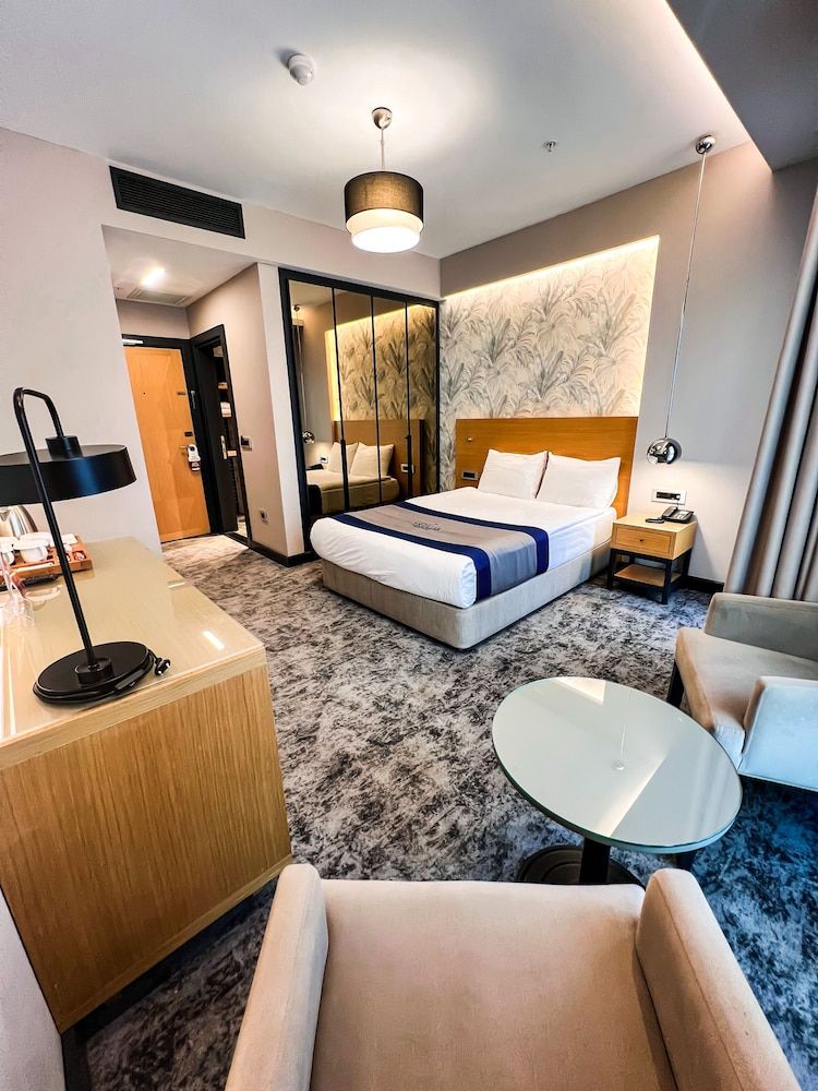 Triada Hotel Karakoy Superior Double Room, Annex Building 4