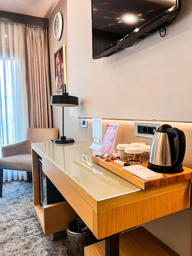 Triada Hotel Karakoy Superior Double Room, Annex Building 18