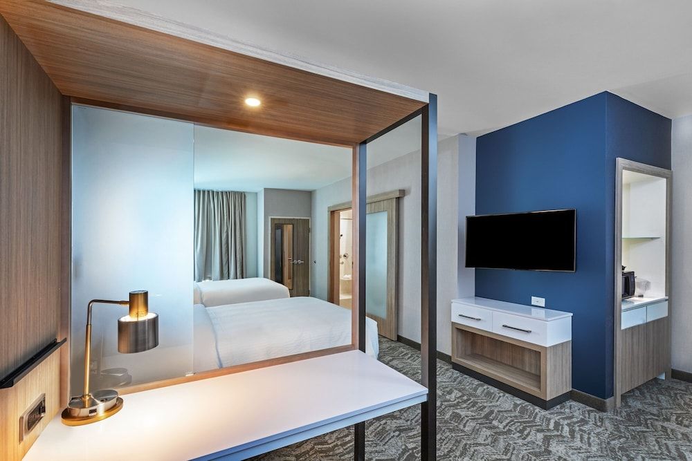 Suite, 2 Queen Beds