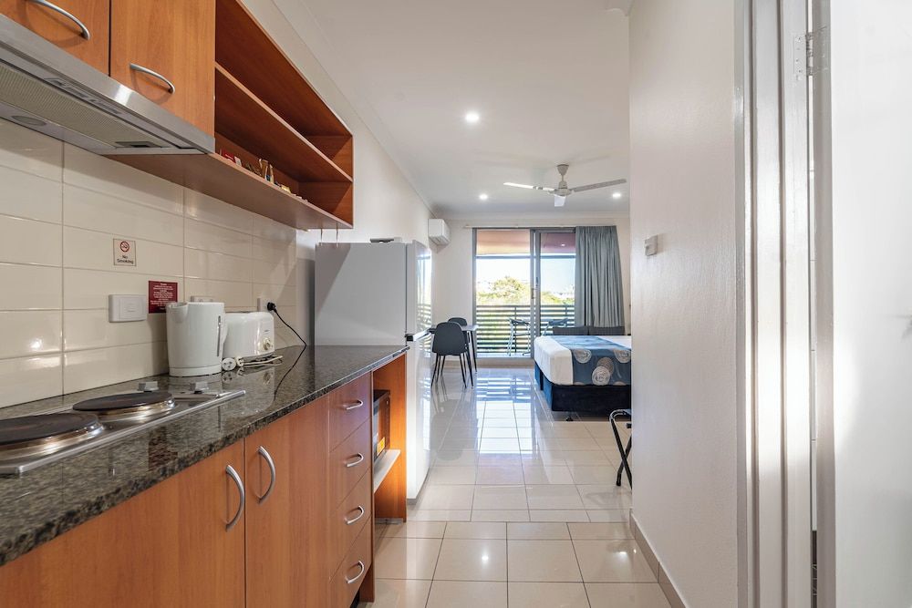 Vitina Studio Motel Premier Studio, 1 King Bed 8