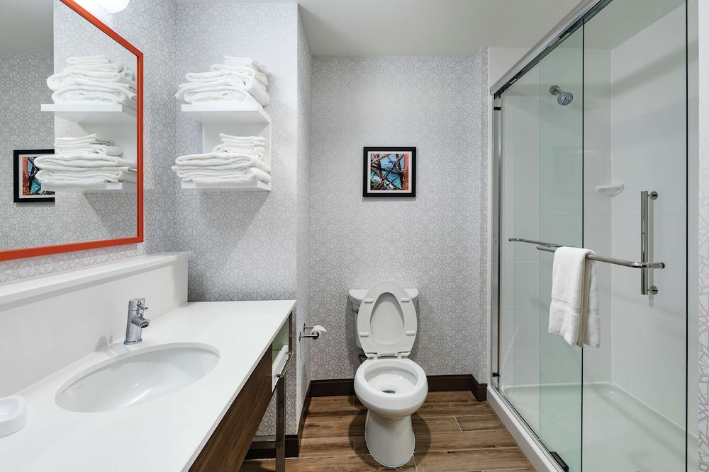 Room, 2 Queen Beds, Refrigerator & Microwave