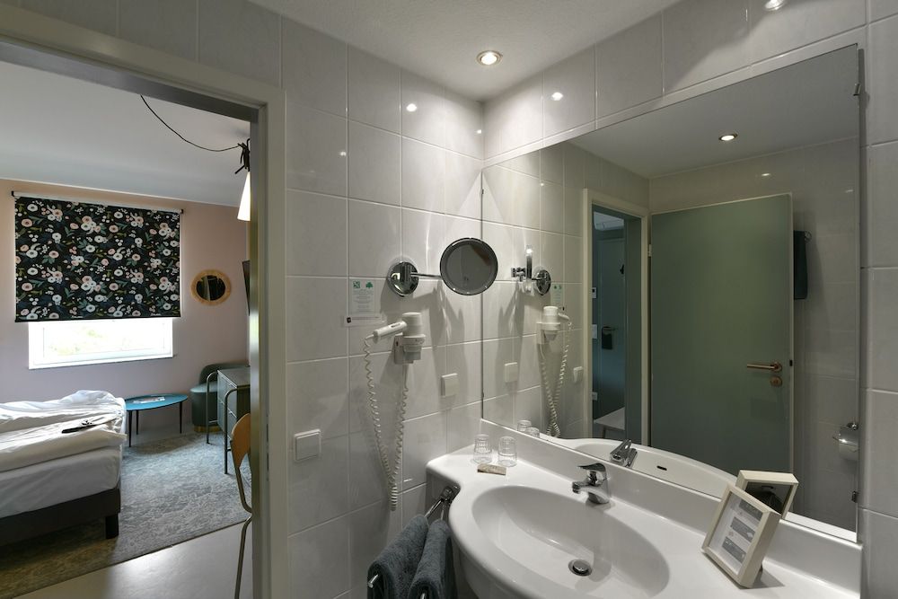 Hotel BIRGIT Berlin Mitte Double or Twin Room, 2 Twin Beds 6