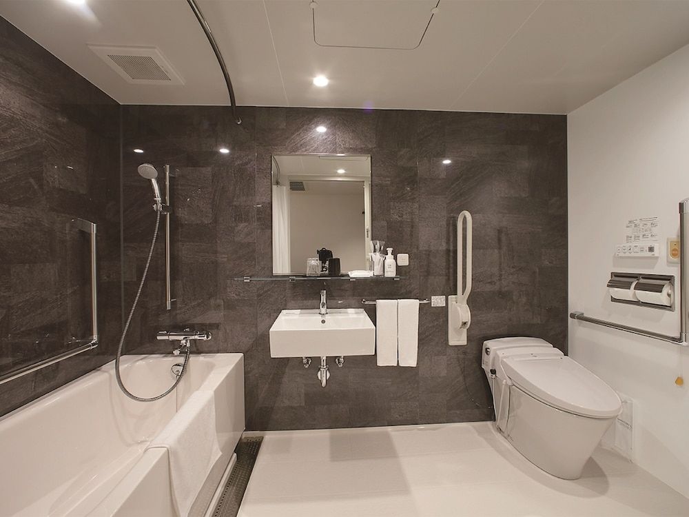 Universal Twin Room