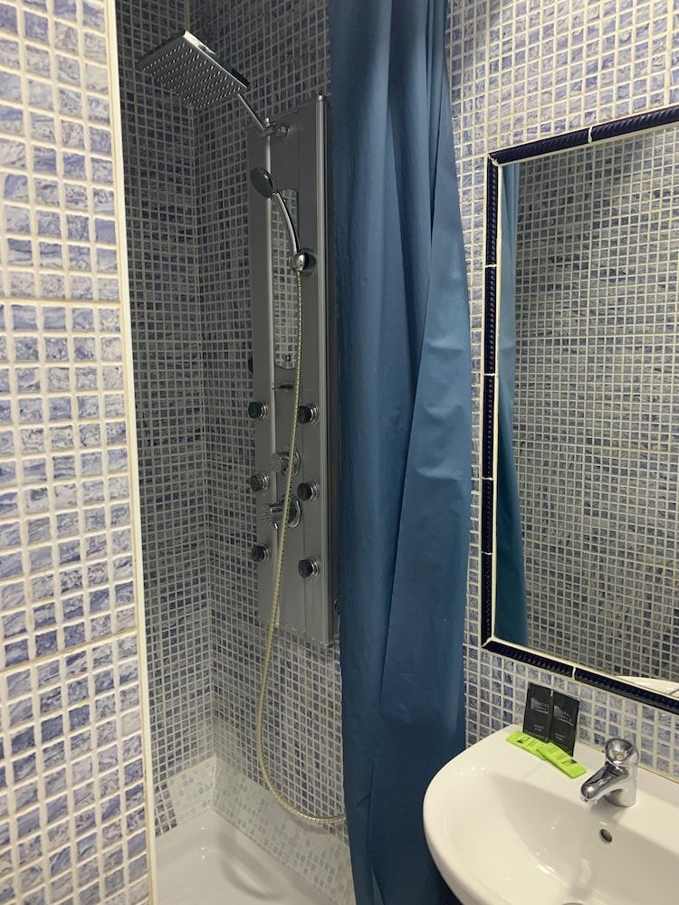 Hostal Alcobia Double Room 23