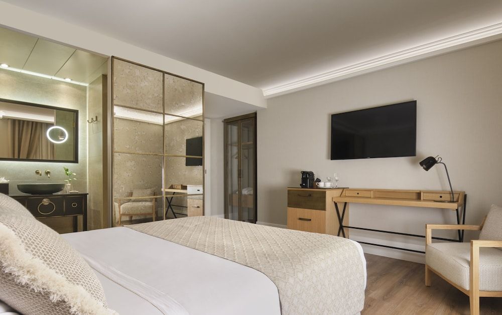 Classic Double Room (Spa Access)