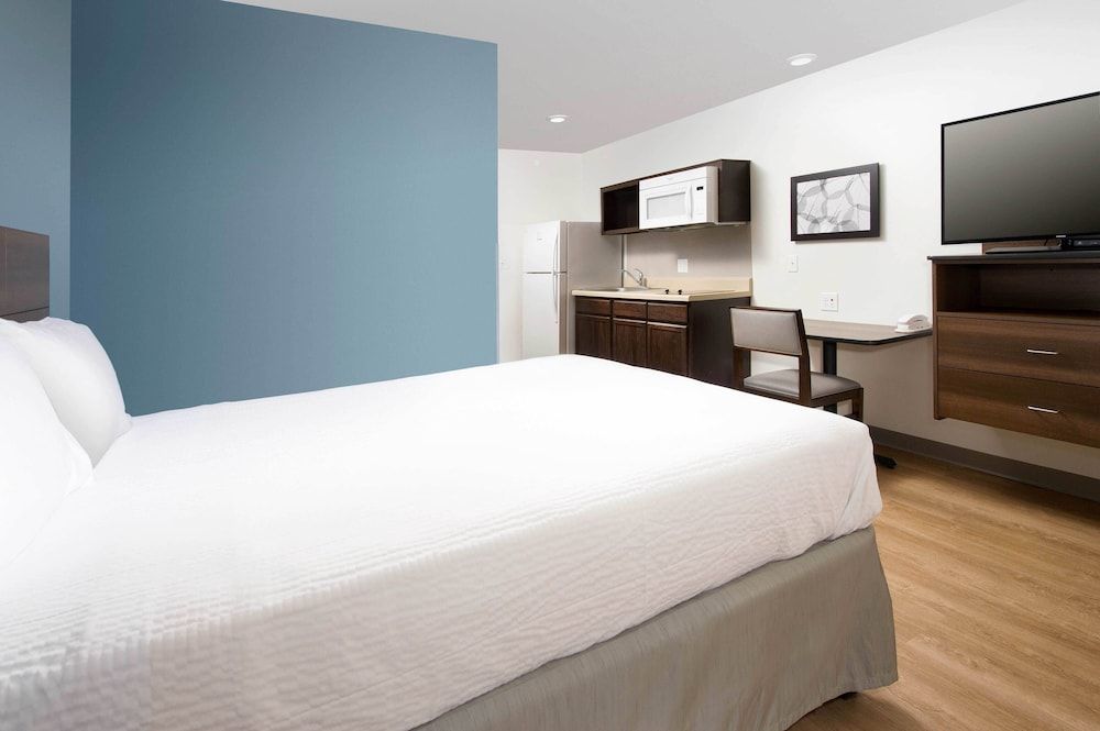 Standard Room, 1 Queen Bed, Non Smoking