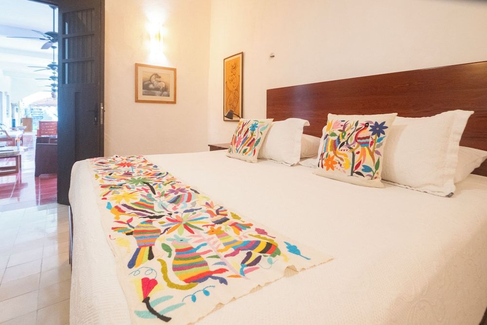 Hotel Posada San Juan Classic Room with King size bed - (Building#1) - ground floor 4