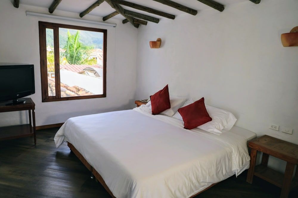 Hotel Plaza Mayor Junior Studio Suite 3