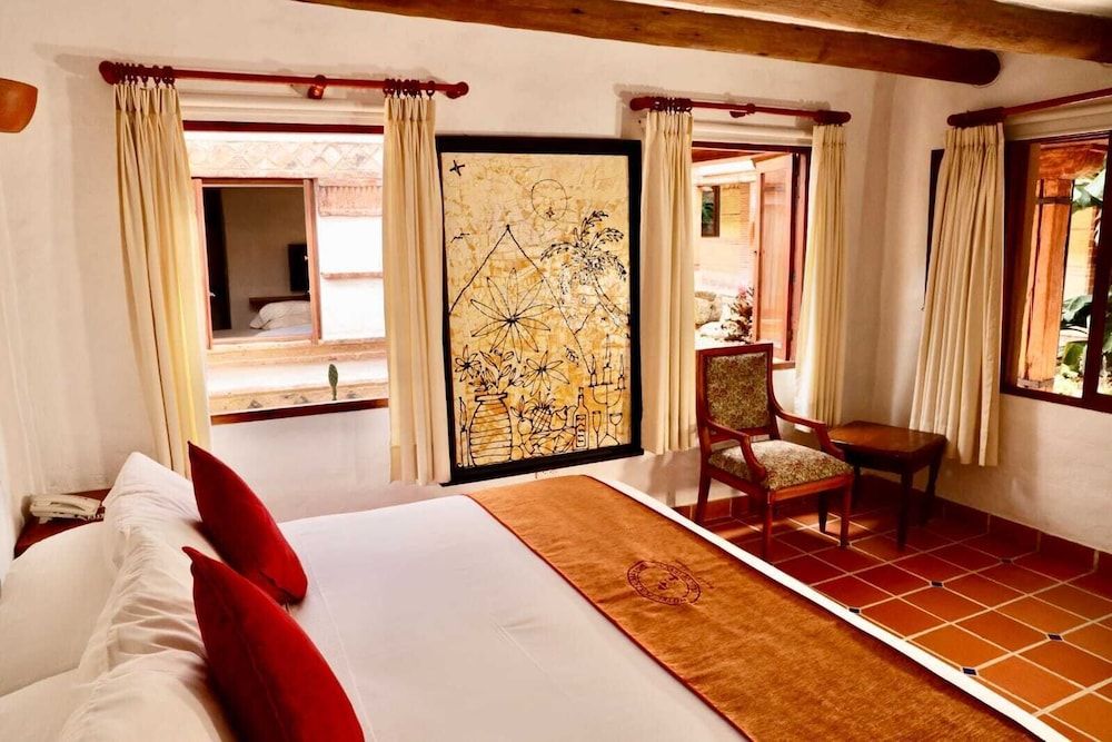 Standard Room, 1 King Bed