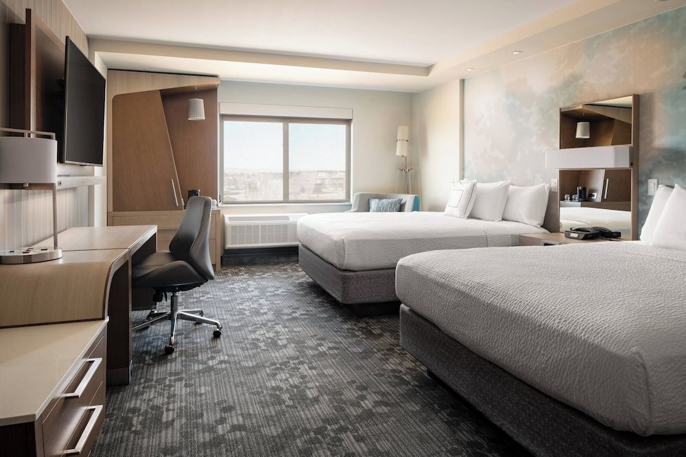 Room, 2 Queen Beds, Non Smoking