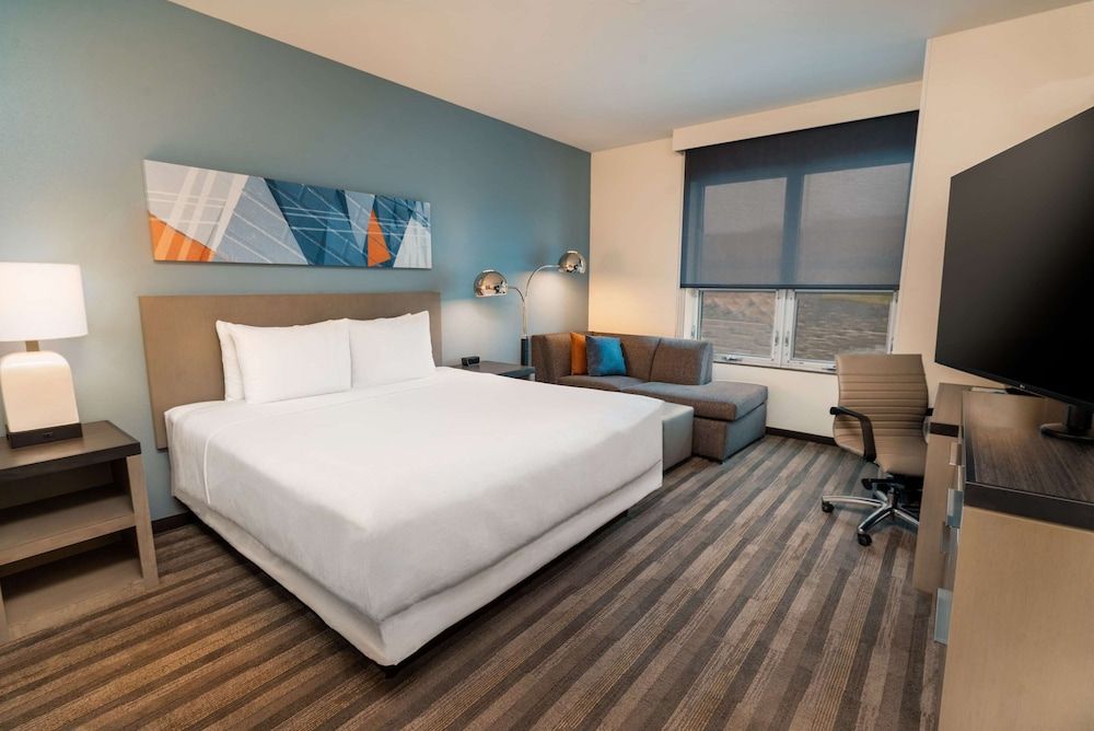 Room, 1 King Bed