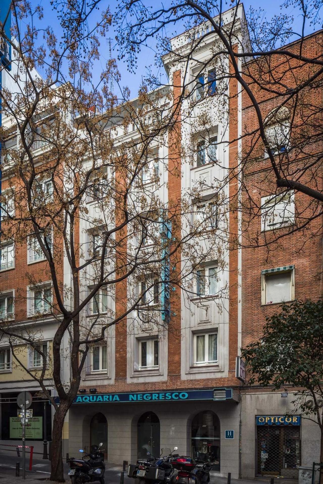 undefined Hotel Negresco Gran Vía 2