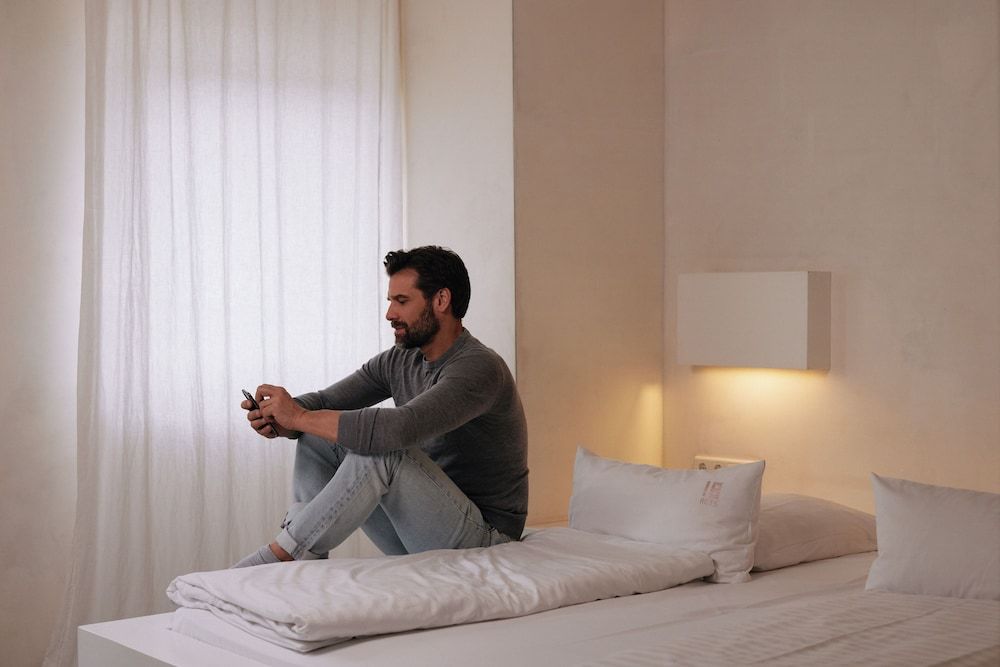 18Arts Hotel - Living in a Gallery! Design Room (Popular) 11