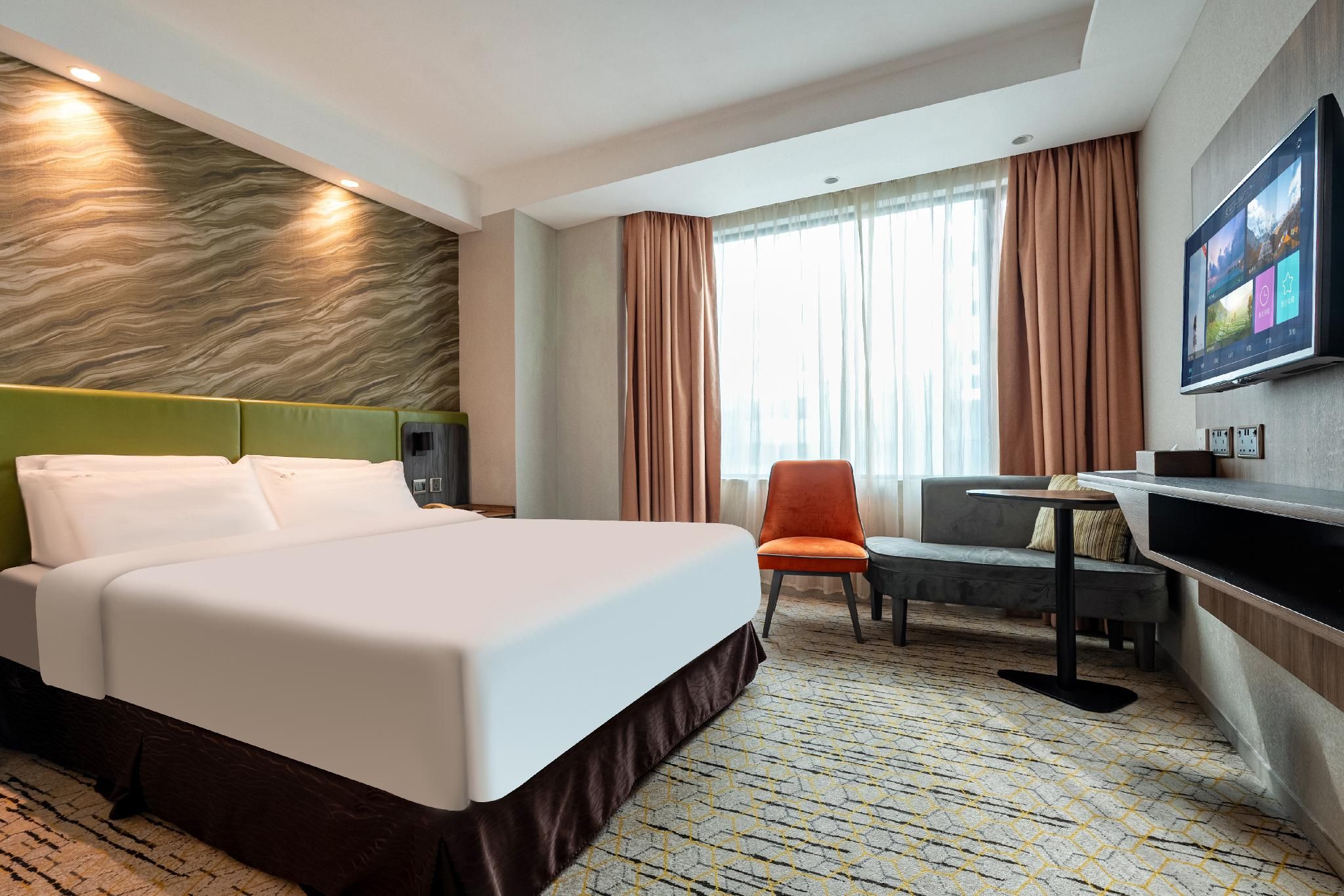 undefined Wharney Hotel 8