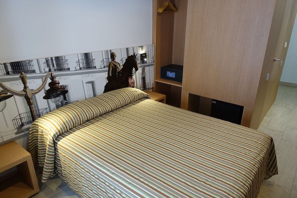 Hostal Cervelo Double Room