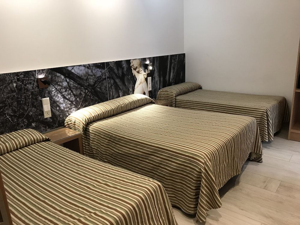 undefined Hostal Cervelo 7