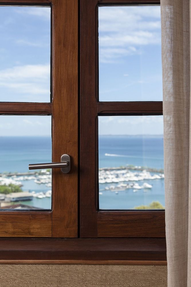 Suite, Oceanfront