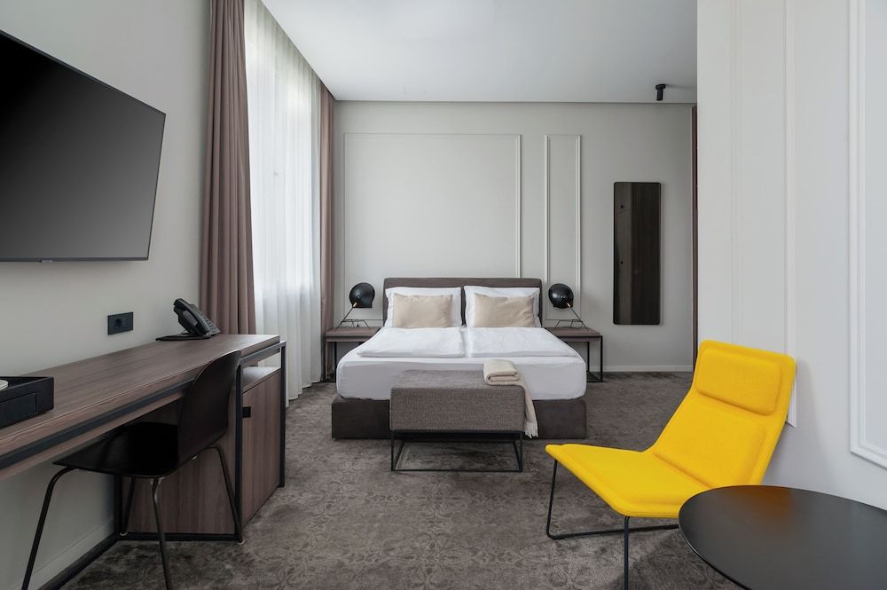 Superior Room, 1 King Bed