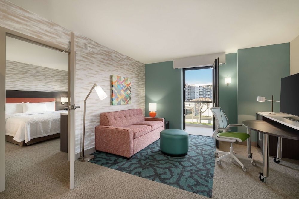 Suite, 1 Bedroom, 1 King & Sofa Bed, Balcony