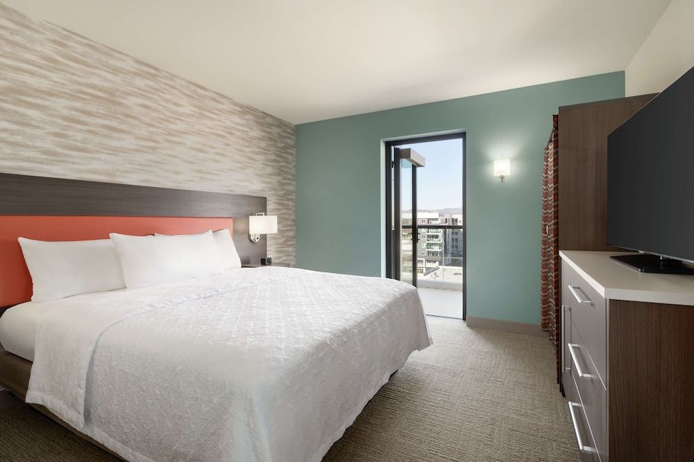 Suite, 1 Bedroom, 1 King & Sofa Bed, Balcony