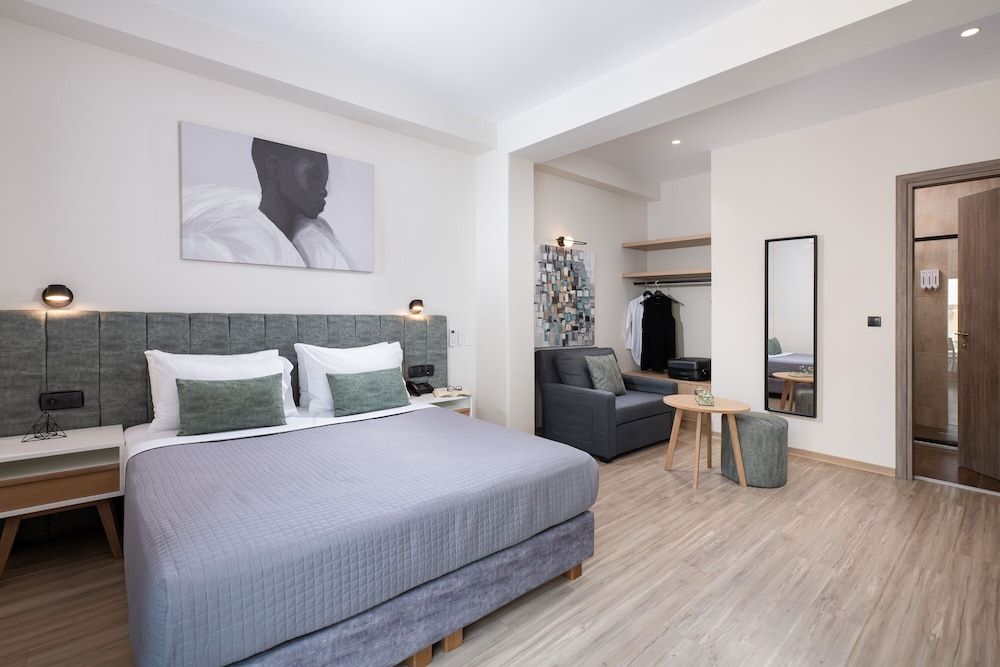 Enattica Suites Executive Double Room 22