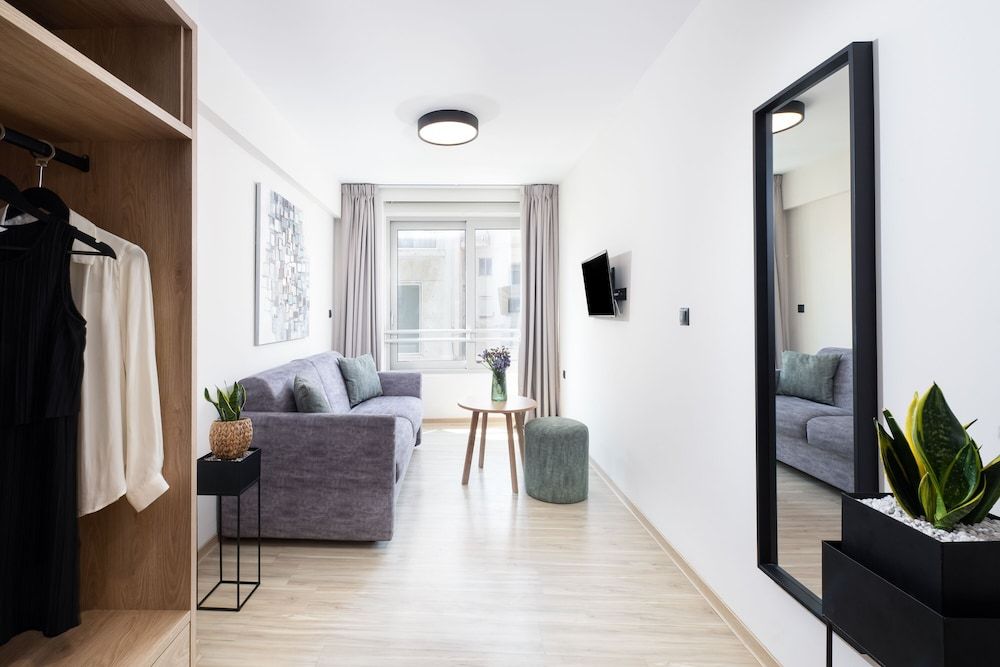 Enattica Suites Executive Double Room 39