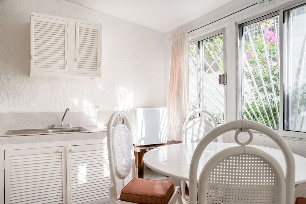 undefined Capital O Farallon Inn, Cancún 5