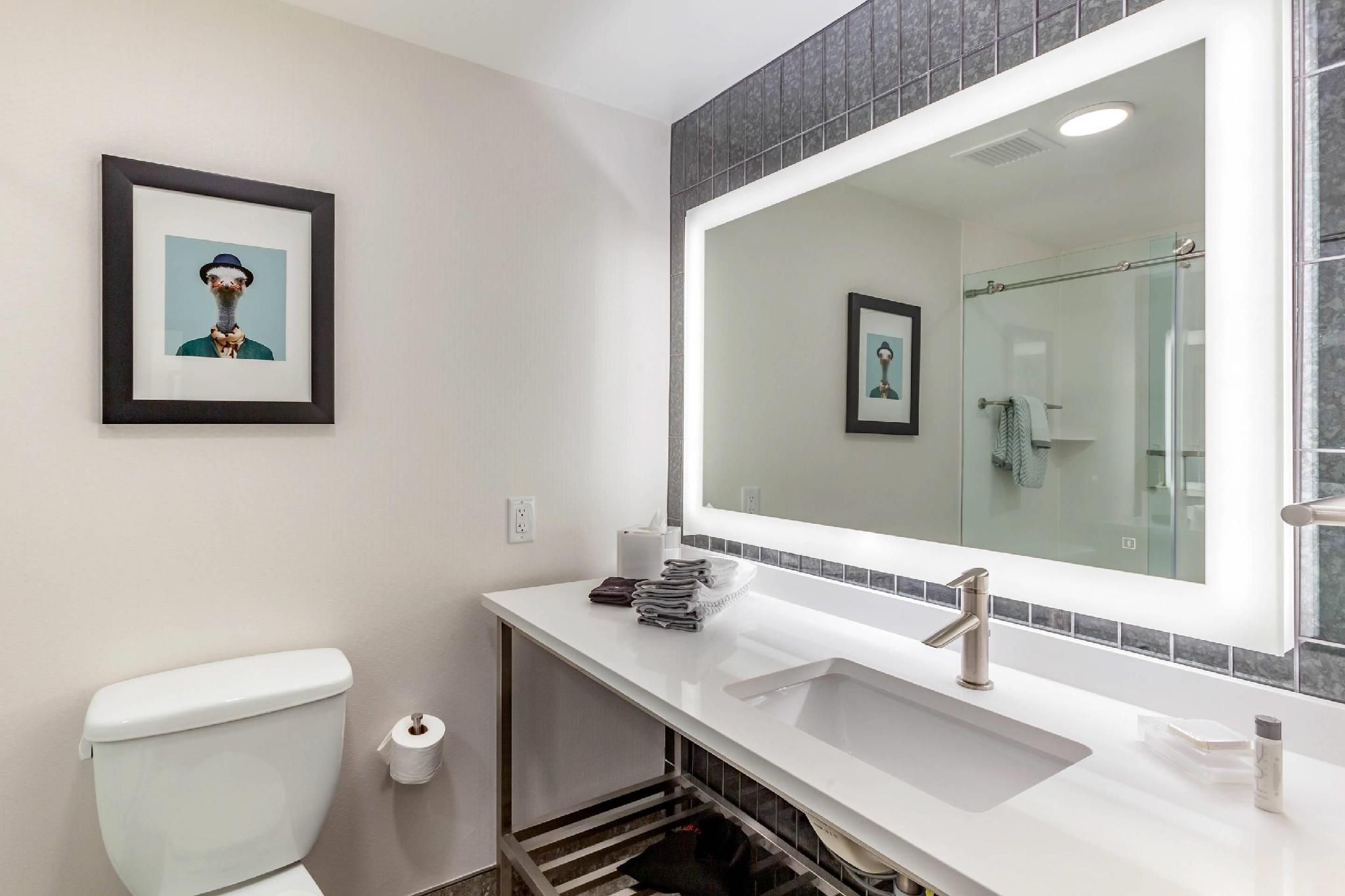 undefined Cambria Hotel Downtown Phoenix Convention Center 5