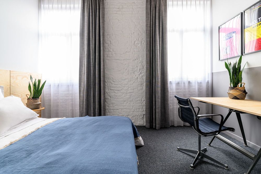 Hotel La Grande Cloche Double Room (View Room) 15