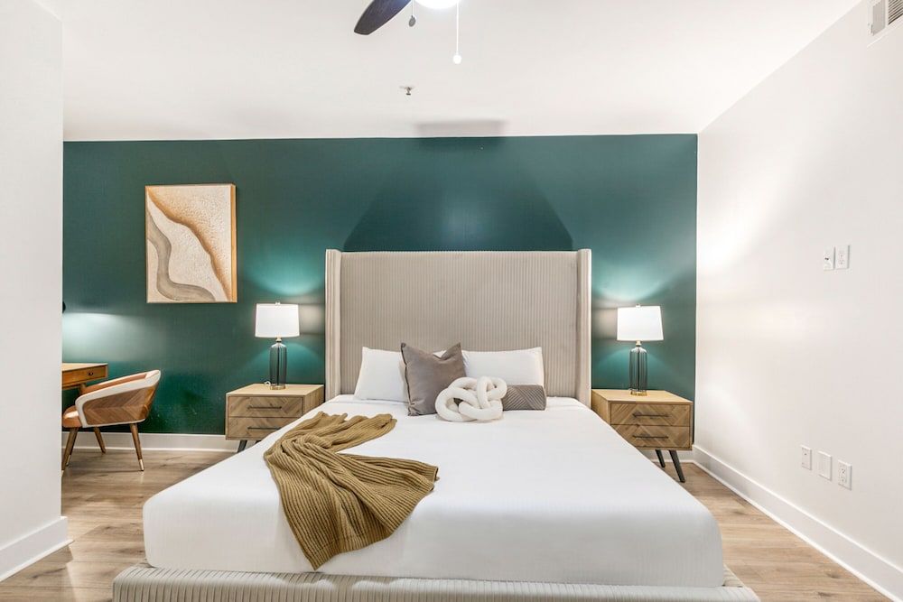 Signature Condo, 4 Bedrooms
