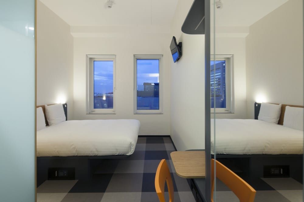 easyHotel Amsterdam Arena Boulevard Superior Double Room 6