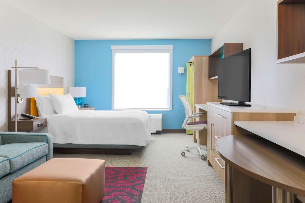 Studio, 1 Queen Bed, Non Smoking