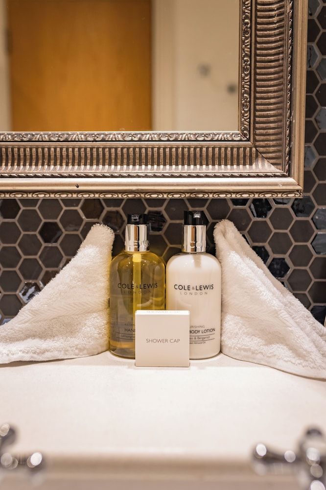 Red Lion Hotel, Hillingdon Double Room 25