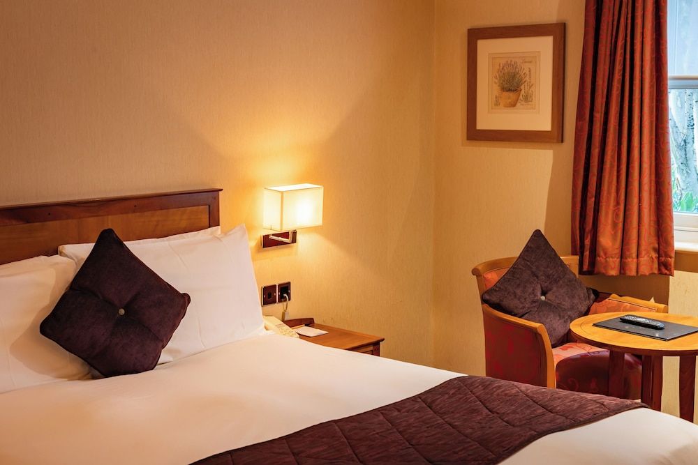 Red Lion Hotel, Hillingdon Double Room 3