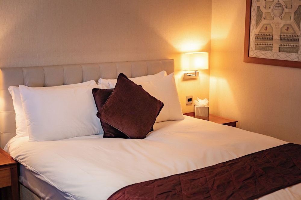 Red Lion Hotel, Hillingdon Double Room 4