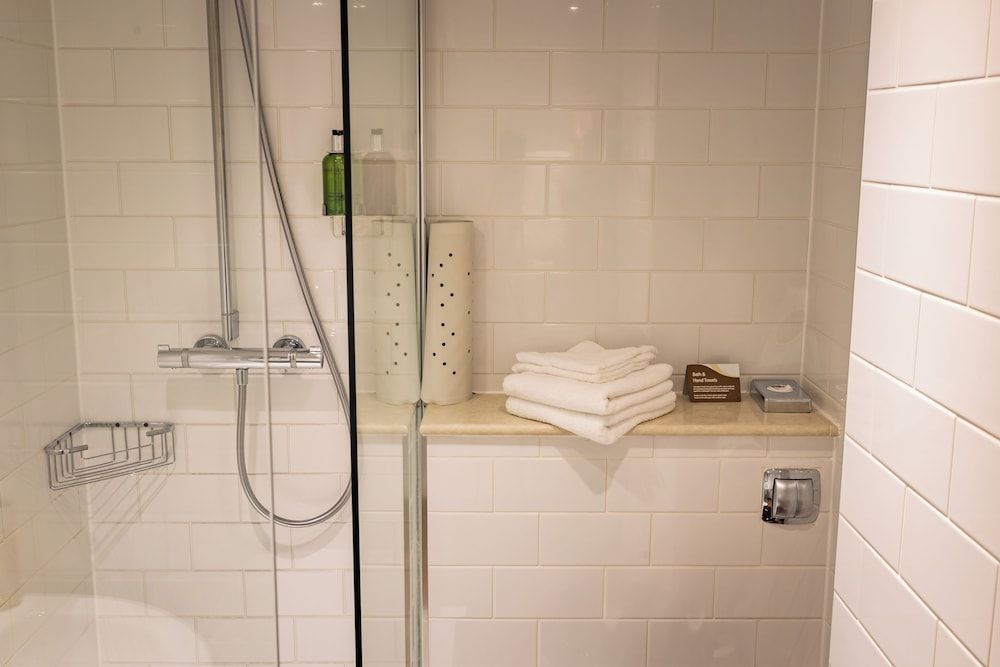 Red Lion Hotel, Hillingdon Double Room 20