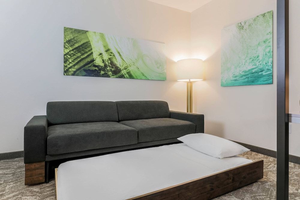 Studio, 2 Queen Beds, City View (Mobility Accessible, Tub)
