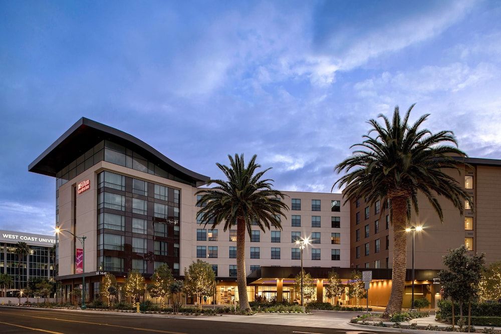 undefined Home2Suites by Hilton Anaheim Resort