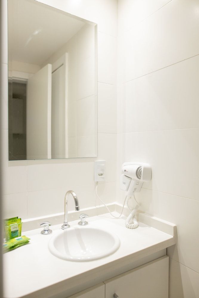 Angra Beach Hotel Superior Suite, 2 Bedrooms 6