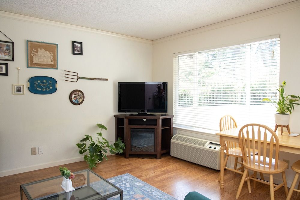 The Occidental Lodge Family Suite 4