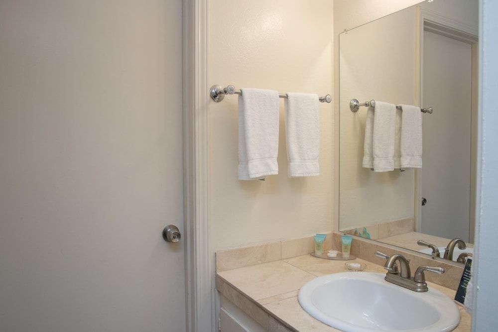 The Occidental Lodge Family Suite 3