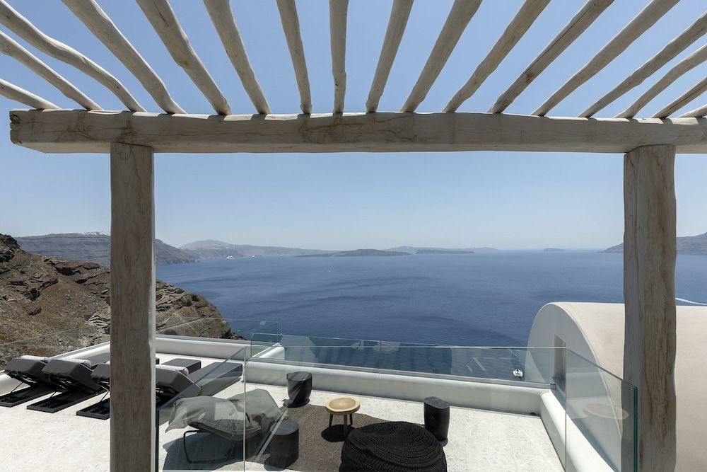 undefined Hom Santorini 5