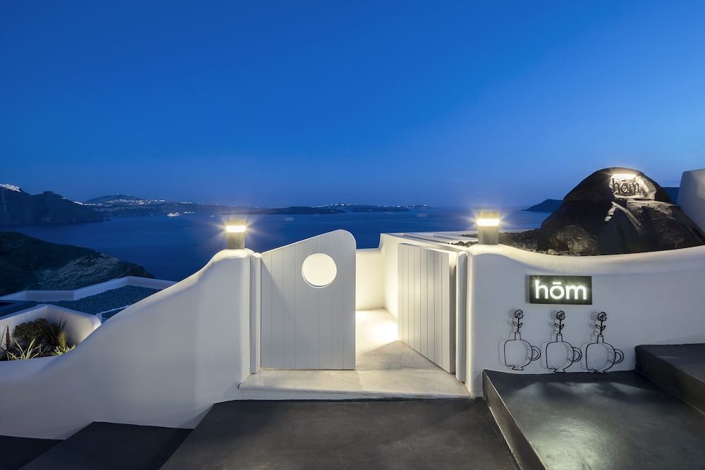 undefined Hom Santorini 6