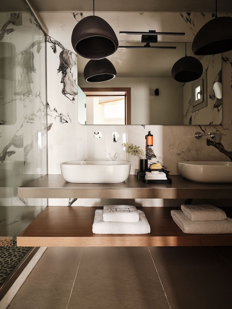 Hom Santorini Superior Suite outdoor hot tub sea view 4