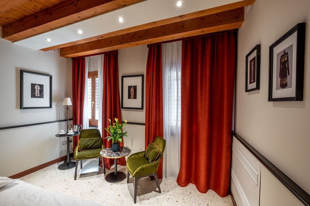 undefined Palazzina Fortuny 2