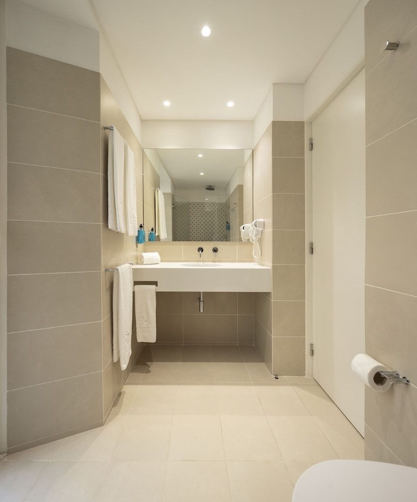 undefined Lisbon Serviced Apartments Santos 8