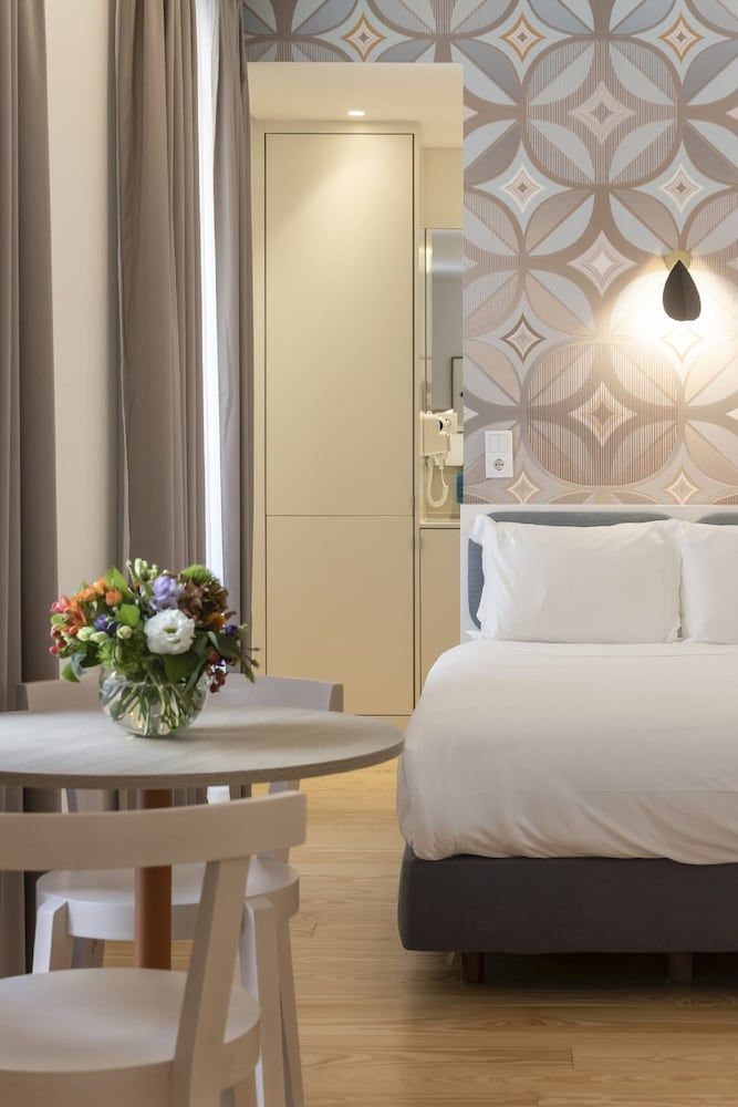 Lisbon Serviced Apartments Santos Studio 5