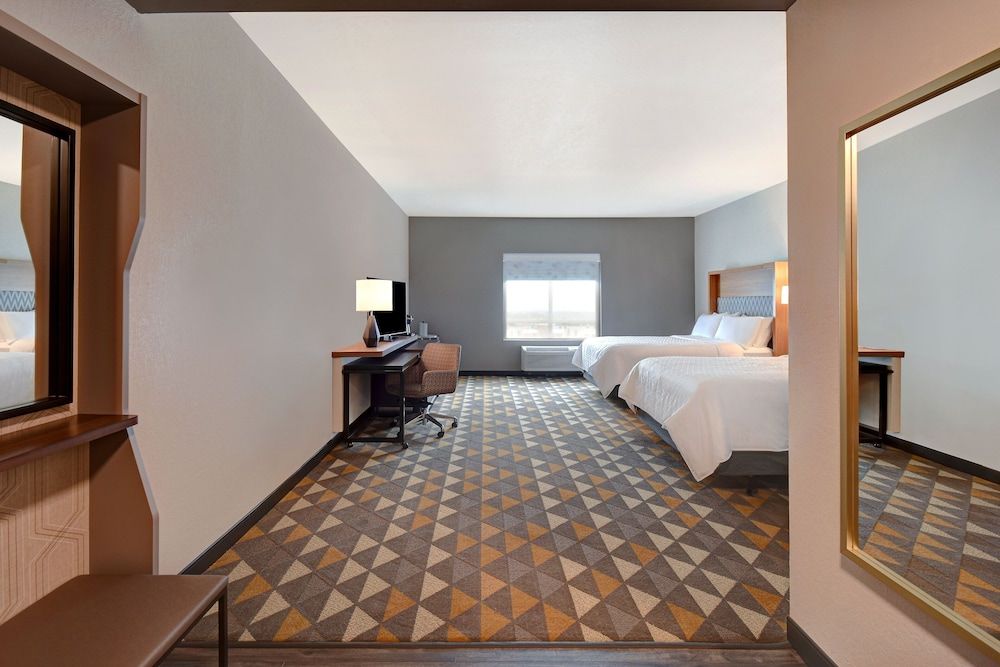 Premium Room, 2 Queen Beds, Accessible (Communications)